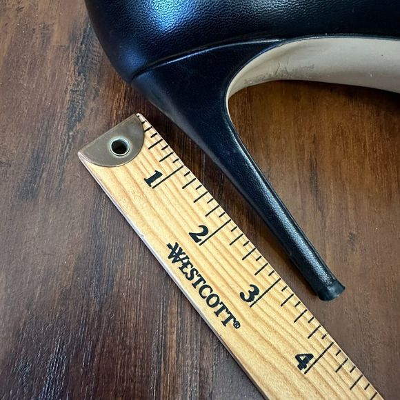 M. GEMI The Esatto 90mm Pointed Toe Pump Heels Black Leather - Picture 11 of 11